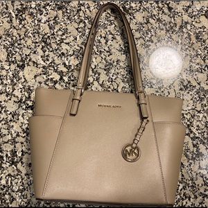 Michael Kors Jet Set Large Crossgrain Leather Tote